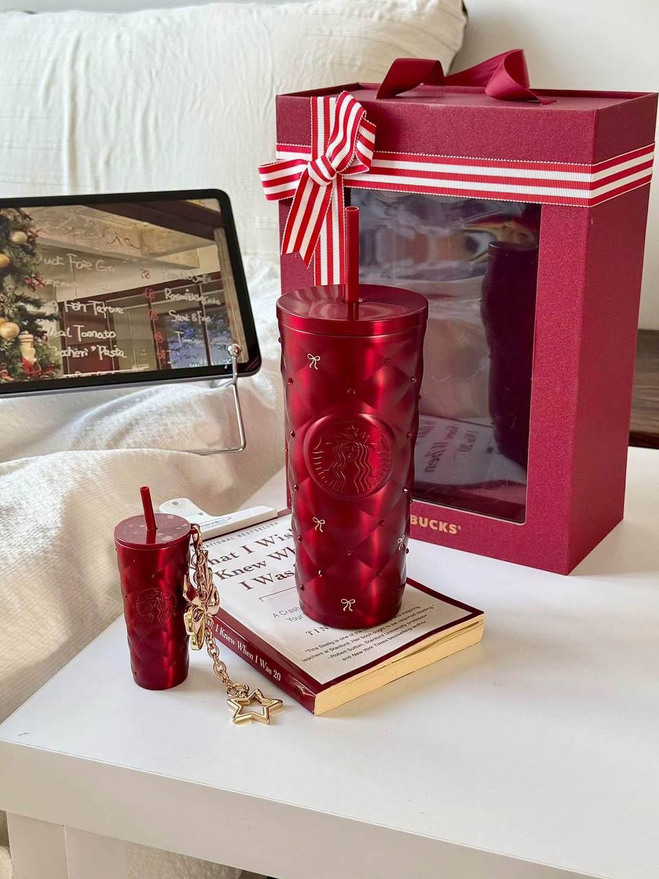[Pre-order] Starbucks Christmas 2026 Red Diamond Cup with Mini Cup Keychain