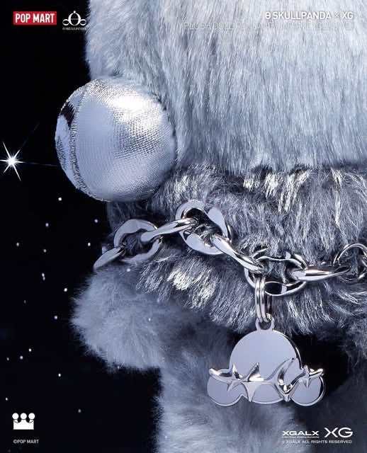 (PRE-ORDER) SKULLPANDA x XGALX Plush Doll Pendant - JAPAN EXCLUSIVE